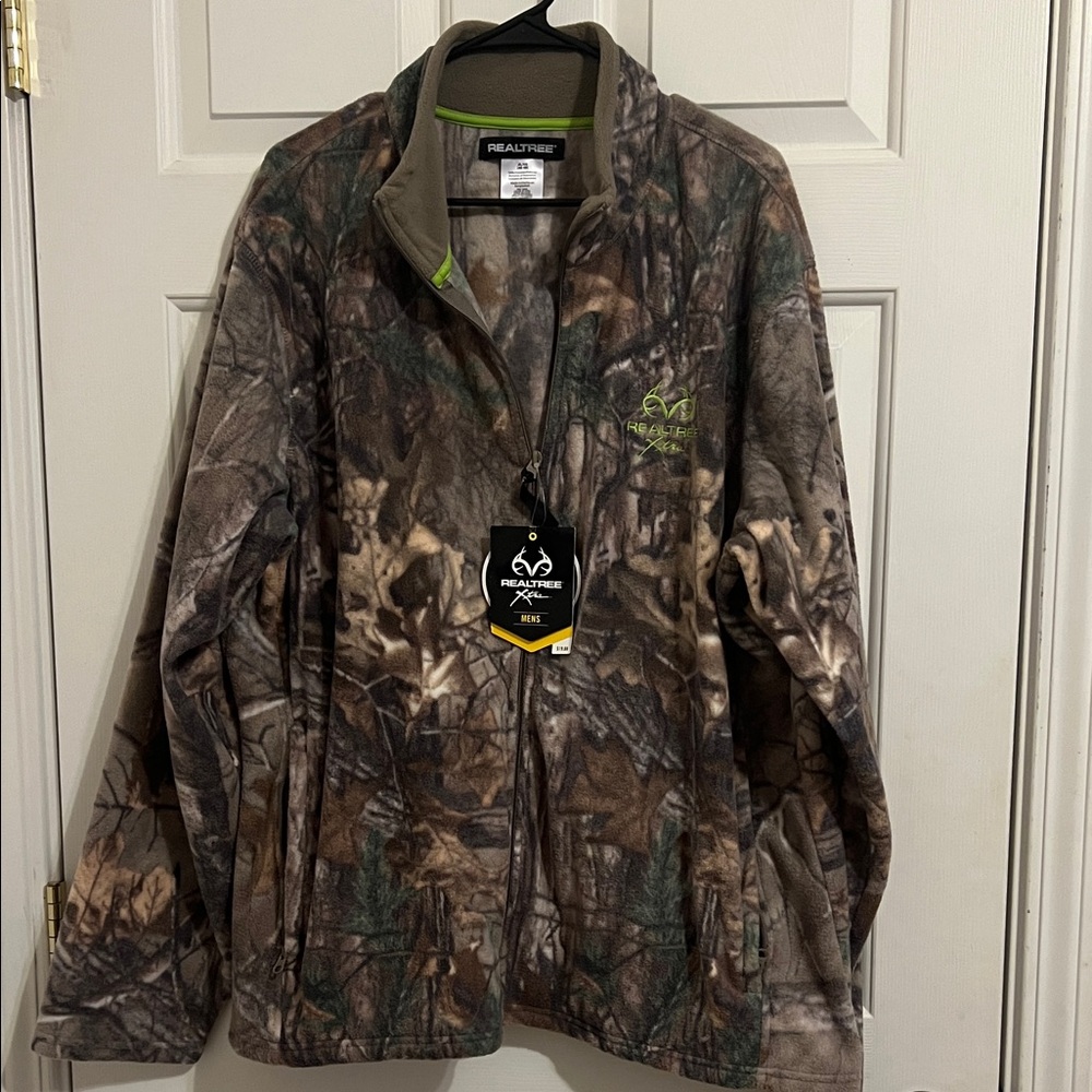 Realtree Camouflage Jacket with Tan and Green